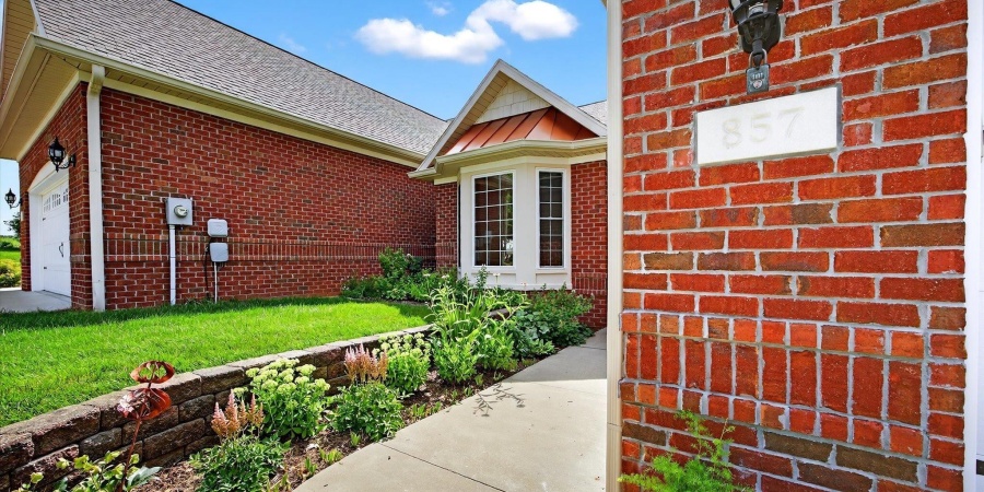 857 W Baywood Drive, Bloomington, Indiana 47403,MLS,202525978