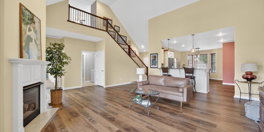 857 W Baywood Drive, Bloomington, Indiana 47403,MLS,202525978