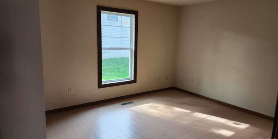 1517 W 12th Street, Bloomington, Indiana 47404,MLS,202525997