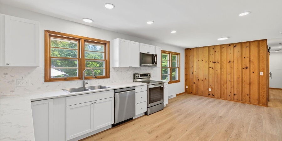 401 S Pleasant Ridge Road, Bloomington, Indiana 47401,MLS,202526084
