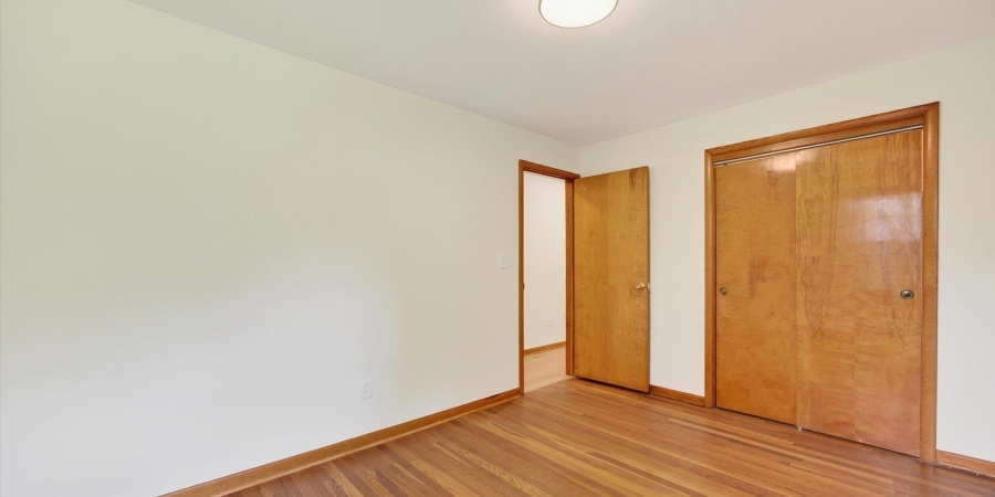 401 S Pleasant Ridge Road, Bloomington, Indiana 47401,MLS,202526084