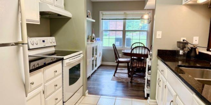 3331 S Piccadilly Street, Bloomington, Indiana 47401,MLS,202526118