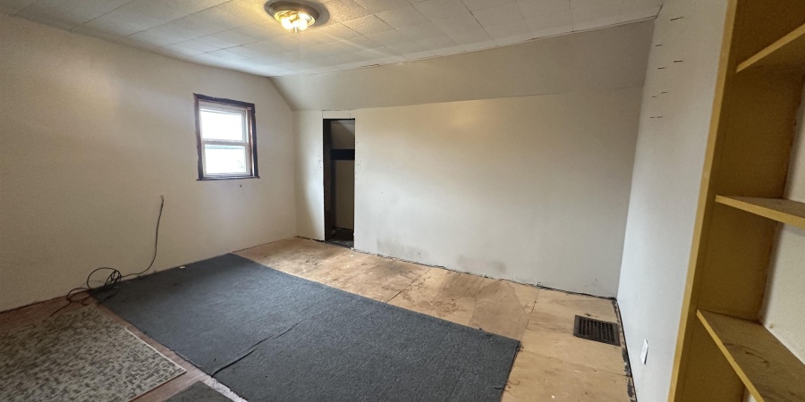 310 W Main Street, Worthington, Indiana 47471,MLS,202526229