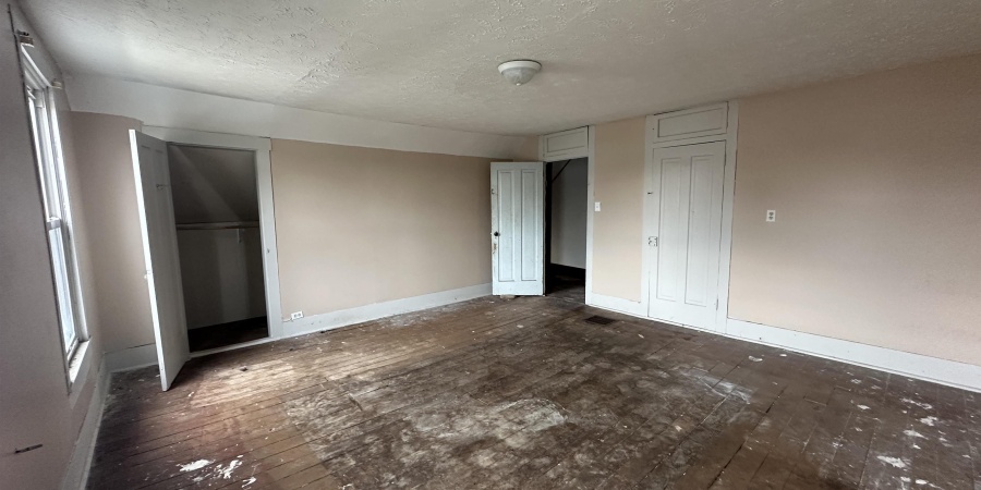 310 W Main Street, Worthington, Indiana 47471,MLS,202526229