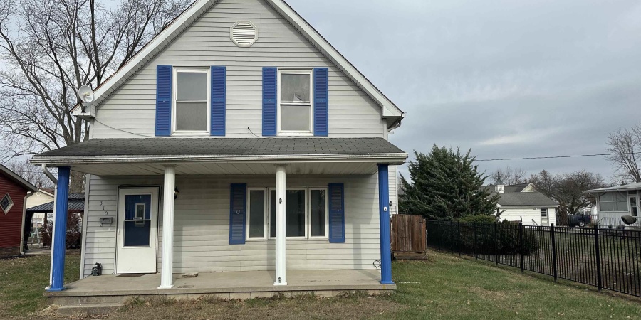 310 W Main Street, Worthington, Indiana 47471,MLS,202526229
