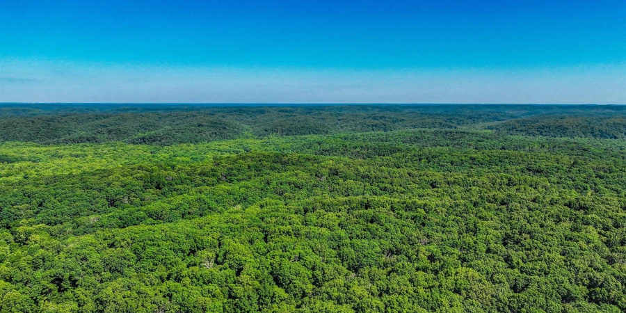 820 Combs Road, Nashville, Indiana 47448,MLS,202526374