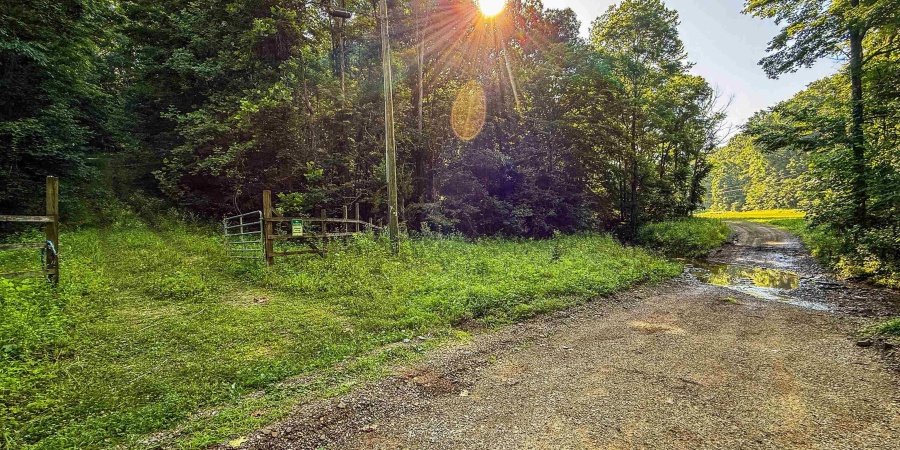 820 Combs Road, Nashville, Indiana 47448,MLS,202526374