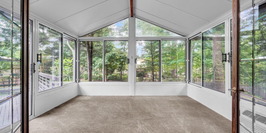 2426 S Cottonwood Circle, Bloomington, Indiana 47401,MLS,202526302