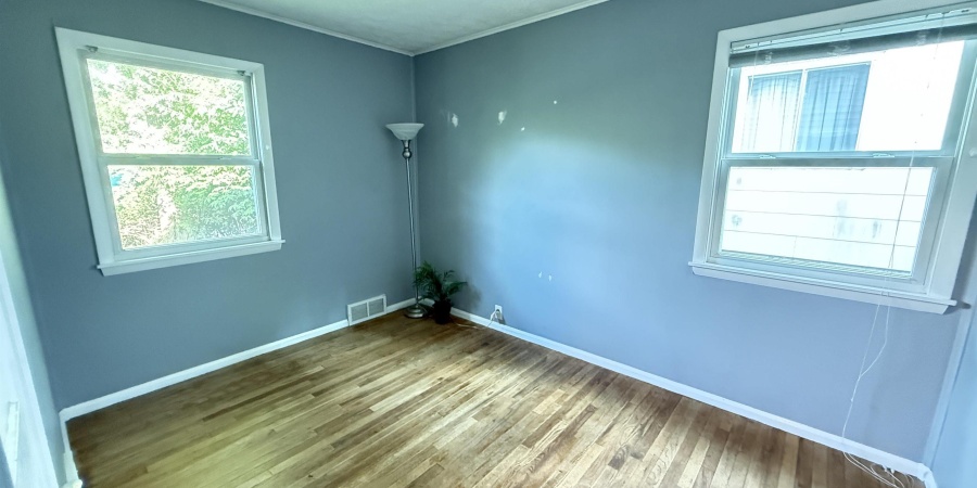 514 S Eastside Drive, Bloomington, Indiana 47401,MLS,202526571