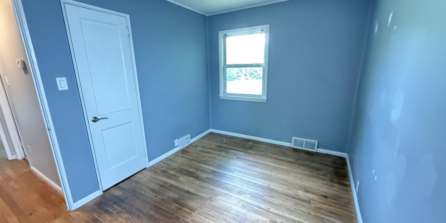 514 S Eastside Drive, Bloomington, Indiana 47401,MLS,202526571