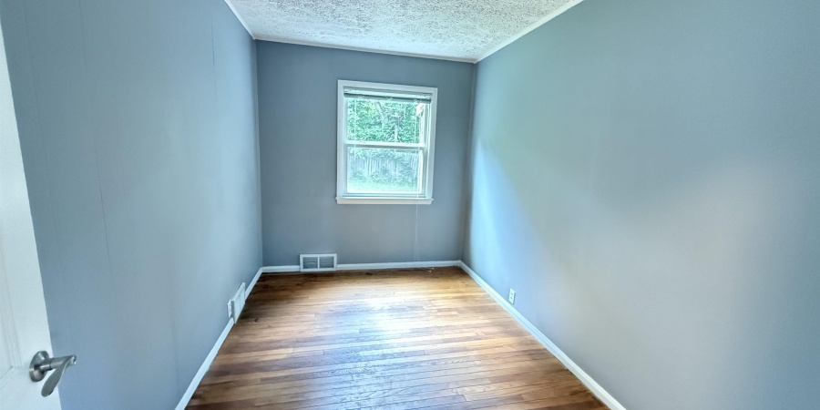 514 S Eastside Drive, Bloomington, Indiana 47401,MLS,202526571