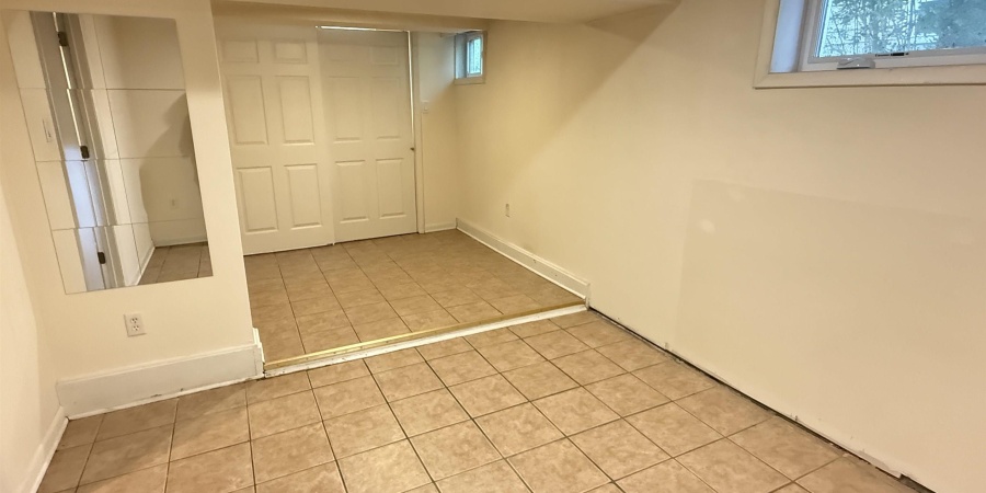 514 S Eastside Drive, Bloomington, Indiana 47401,MLS,202526571