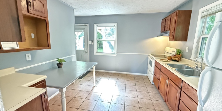 514 S Eastside Drive, Bloomington, Indiana 47401,MLS,202526571
