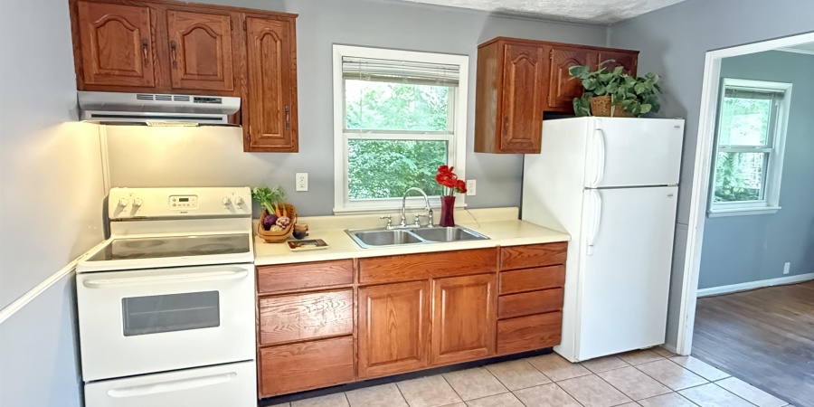 514 S Eastside Drive, Bloomington, Indiana 47401,MLS,202526571