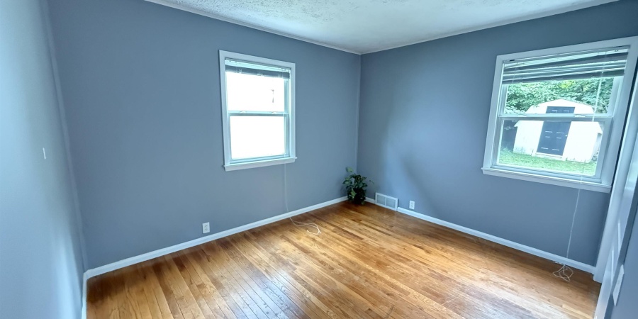 514 S Eastside Drive, Bloomington, Indiana 47401,MLS,202526571