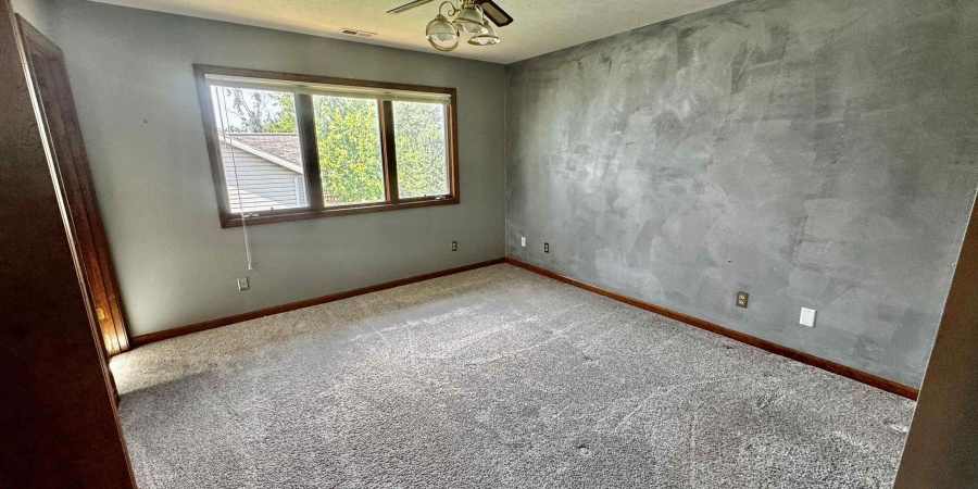 1310 W Woodhill Drive, Bloomington, Indiana 47403,MLS,202526589