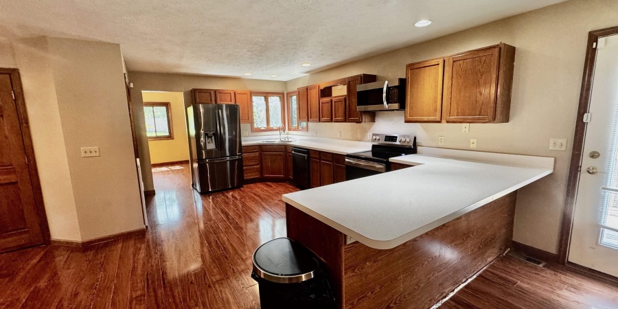 1310 W Woodhill Drive, Bloomington, Indiana 47403,MLS,202526589