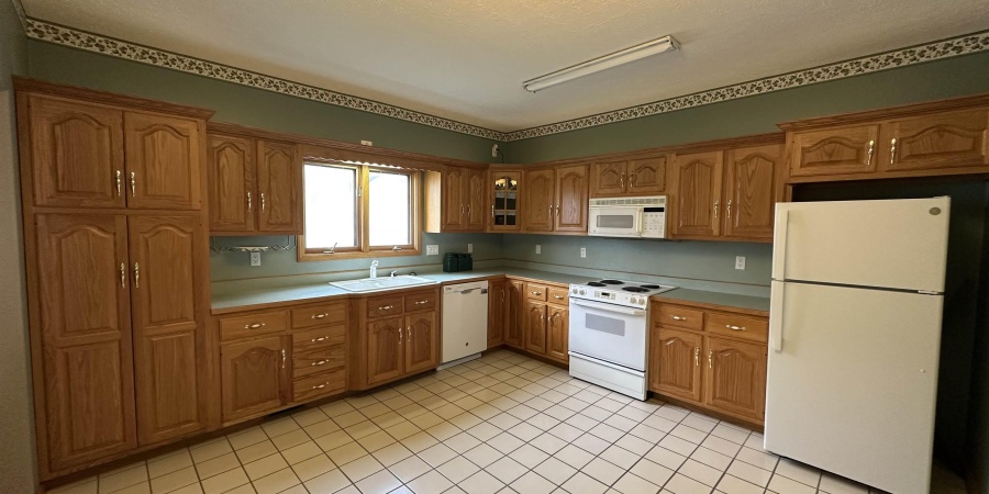 869 E Vincennes Street, Linton, Indiana 47441,MLS,202510588