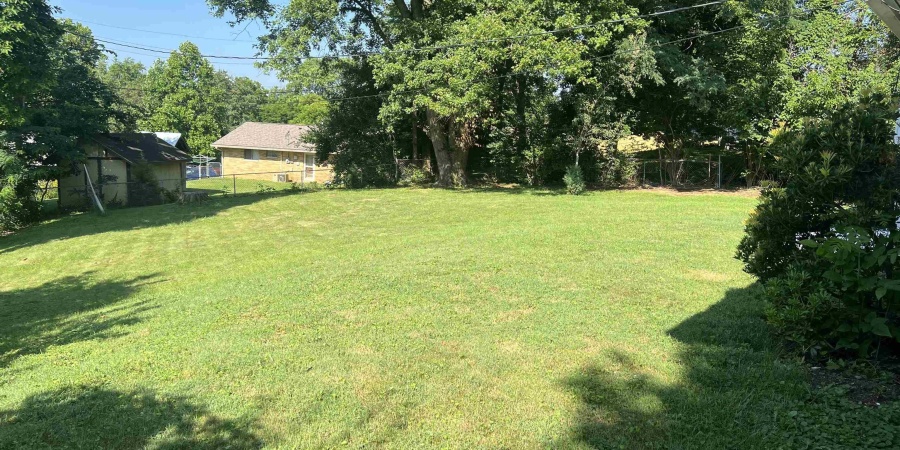 130 E SUNNY SLOPES Drive, Bloomington, Indiana 47401,MLS,202526702