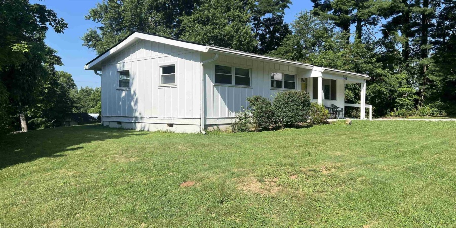 130 E SUNNY SLOPES Drive, Bloomington, Indiana 47401,MLS,202526702