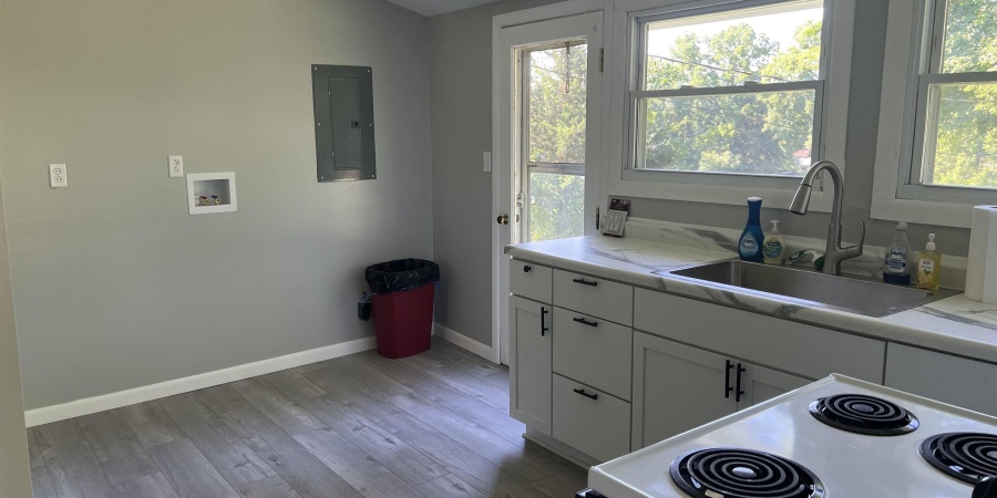 130 E SUNNY SLOPES Drive, Bloomington, Indiana 47401,MLS,202526702
