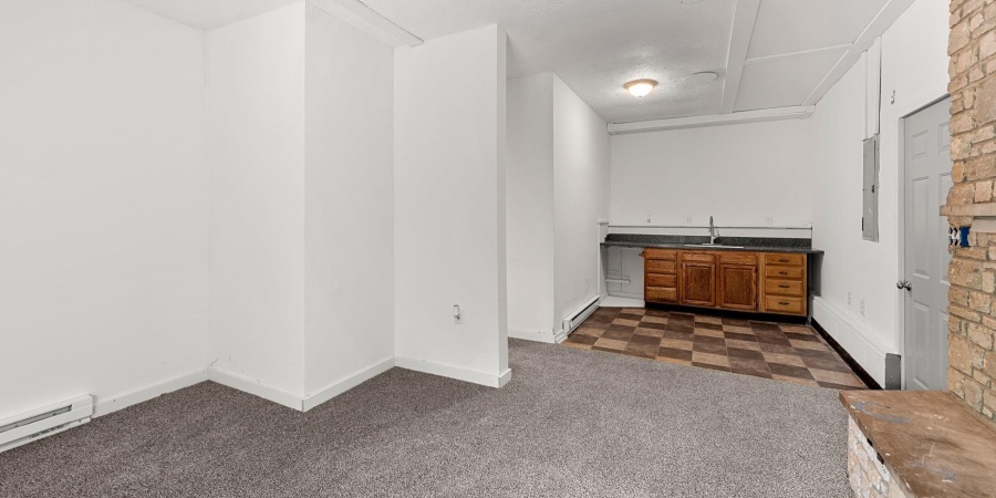 7065 S Fairfax Road, Bloomington, Indiana 47401-8947,MLS,202526707