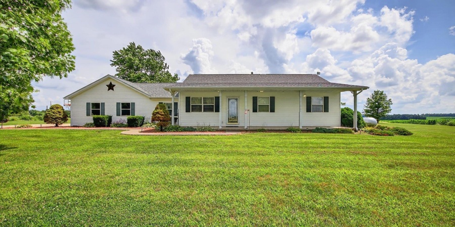 2783 W 275 S Road, Bloomfield, Indiana 47424,MLS,202526721