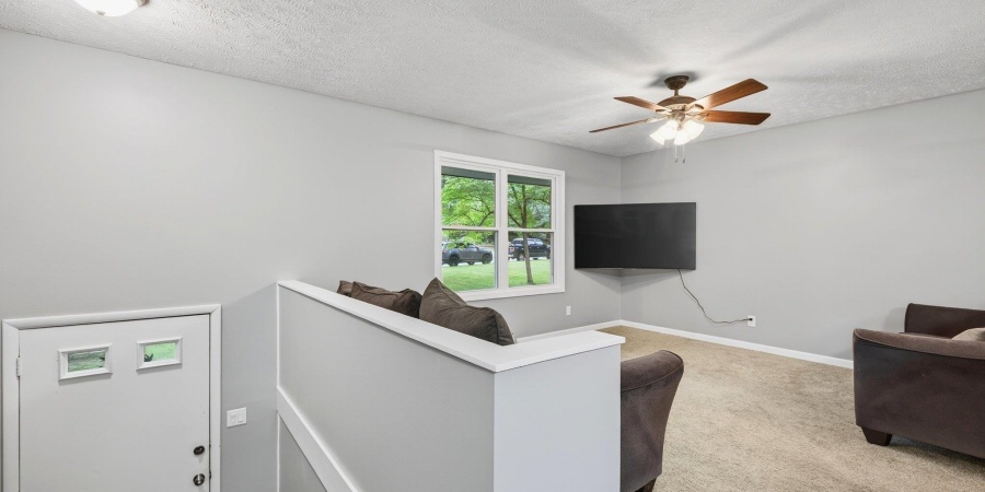 1825 N Ridgeway Drive, Ellettsville, Indiana 47429,MLS,202526765