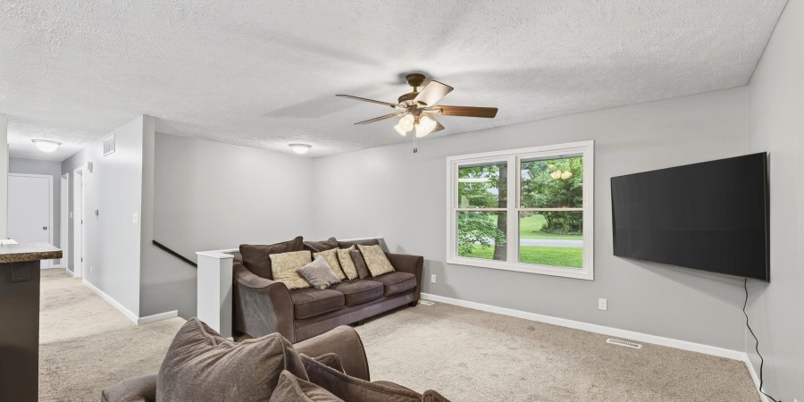 1825 N Ridgeway Drive, Ellettsville, Indiana 47429,MLS,202526765