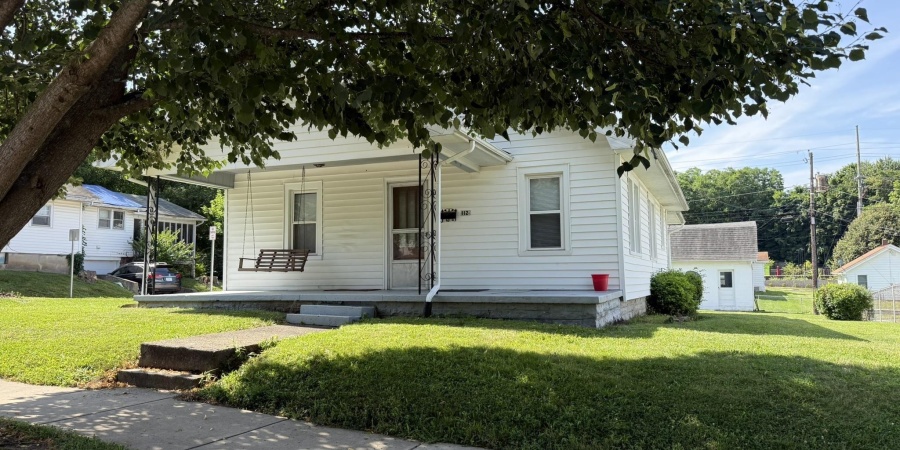 112 E 15 Street, Bloomington, Indiana 47408,MLS,202527217