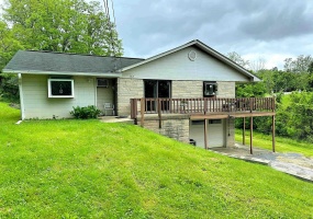 302 S Edgewood Drive, Ellettsville, Indiana 47429-1204,MLS,202527321
