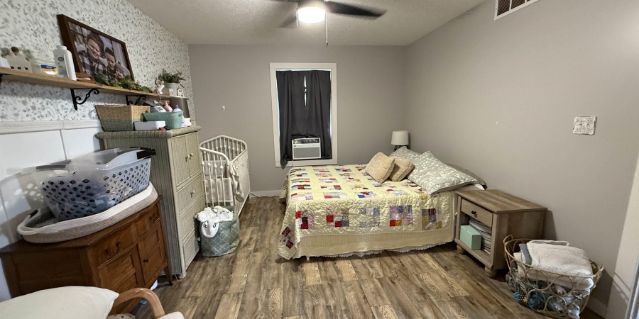 1591 VFW Road, Mitchell, Indiana 47446,MLS,202527381