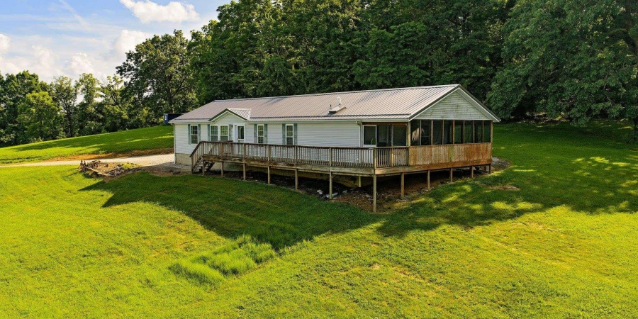 8666 E Ash Road, Bloomfield, Indiana 47424,MLS,202527524