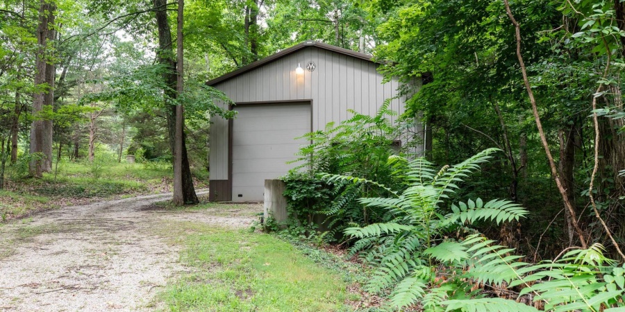 5005 E State Road 46, Bloomington, Indiana 47401-9232,MLS,202527687