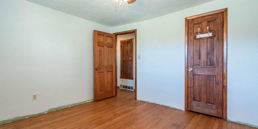 901 W Gourley Pike, Bloomington, Indiana 47404,MLS,202527696