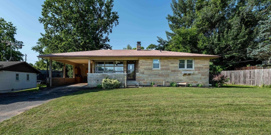 901 W Gourley Pike, Bloomington, Indiana 47404,MLS,202527696