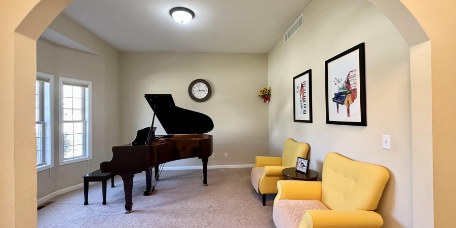 1576 S Andrew Circle, Bloomington, Indiana 47401,MLS,202527814