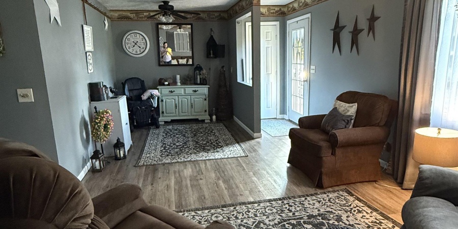 1206 W Brook Street, Mitchell, Indiana 47446,MLS,202527998