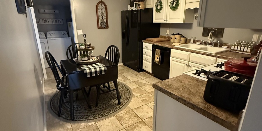 1206 W Brook Street, Mitchell, Indiana 47446,MLS,202527998
