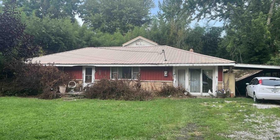1487 SE 1st Street, Linton, Indiana 47441,MLS,202528234