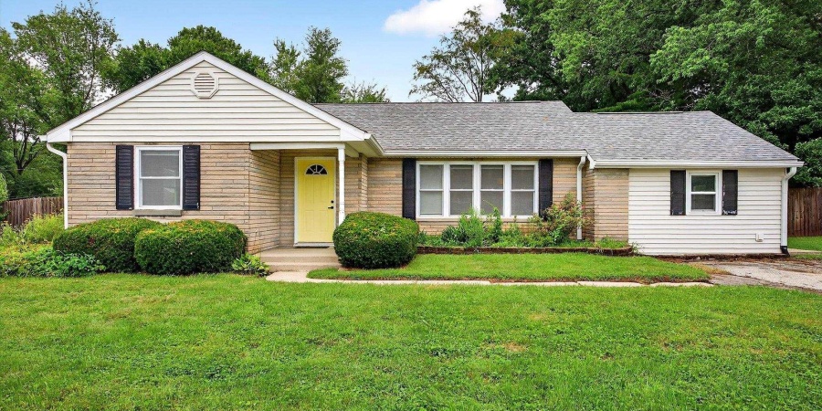 4310 W Craig Drive, Bloomington, Indiana 47401,MLS,202528265