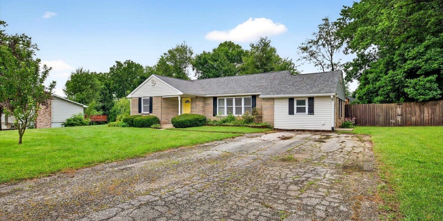 4310 W Craig Drive, Bloomington, Indiana 47401,MLS,202528265