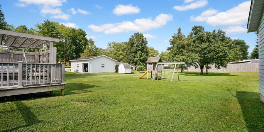 1986 Dixie Highway, Mitchell, Indiana 47446,MLS,202528357