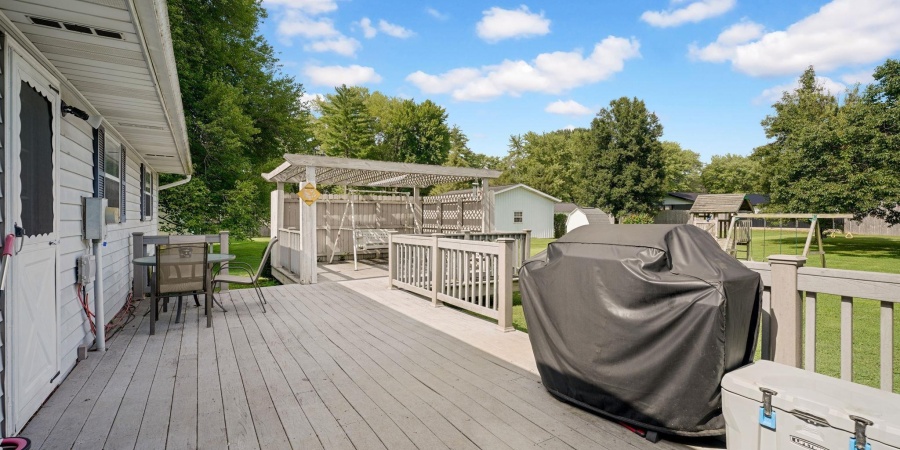 1986 Dixie Highway, Mitchell, Indiana 47446,MLS,202528357
