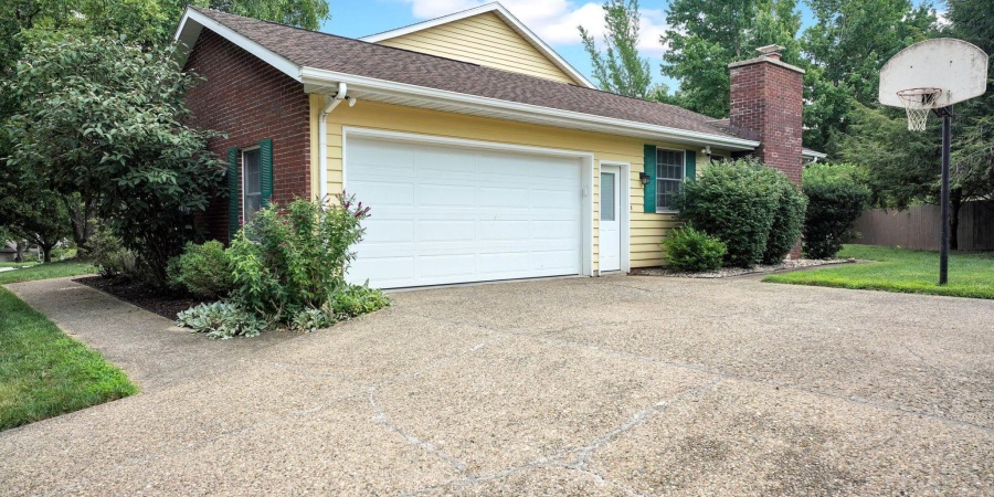 2228 E Autumn Drive, Bloomington, Indiana 47401,MLS,202528696