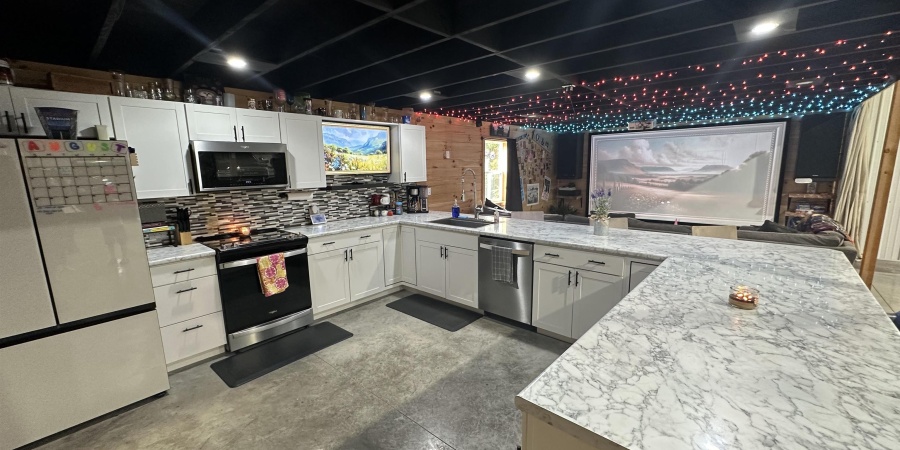 638 NORTH PIKE RD, Springville, Indiana 47462,MLS,202528767