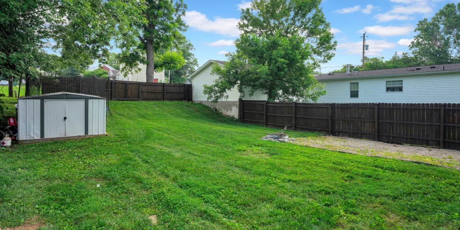 9228 S Harrodsburg Road, Bloomington, Indiana 47403,MLS,202529244