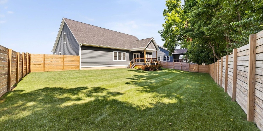 4606 N Calumet Court, Bloomington, Indiana 47404,MLS,202529343