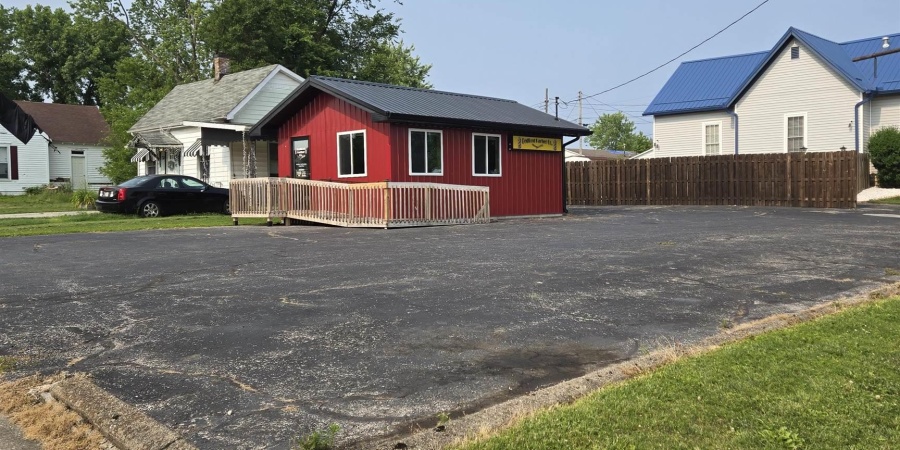 1323 5th Street, Bedford, Indiana 47421,MLS,202529402