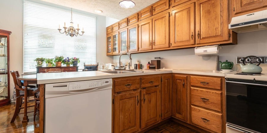 2226 E Cape Cod Drive, Bloomington, Indiana 47401,MLS,202529592